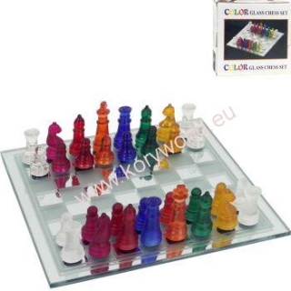 Šach sklenený farebný